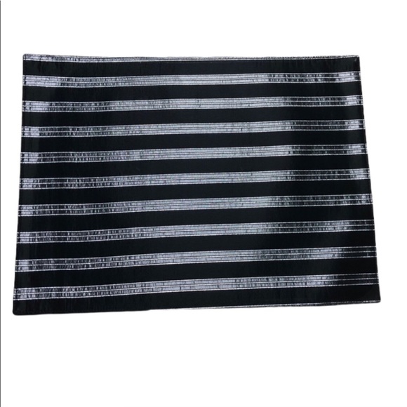 Metallic and Black Cotton Dining Table Placemats - Picture 1 of 4